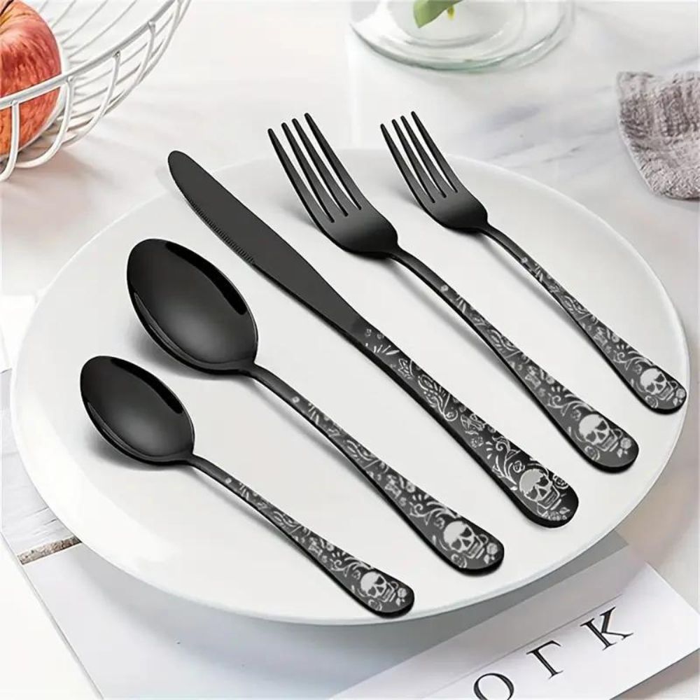 Gothic Skeleton Utensils Set (4 Sets)