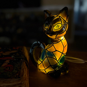 Elegant Cat Lamp