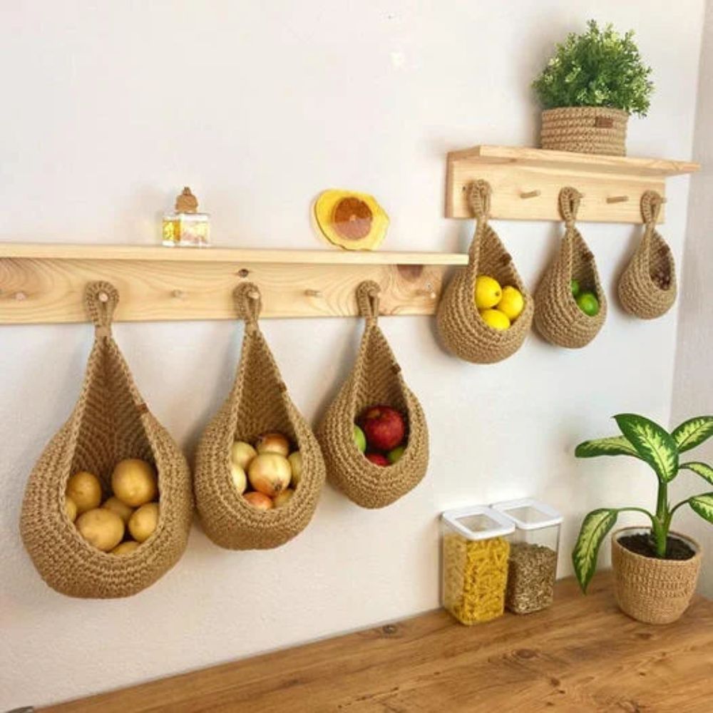 Wall Hanging Natural Baskets (6 pcs)