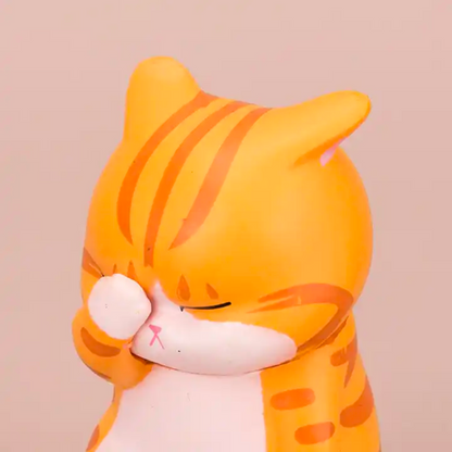 Cat Face Palm Figurine