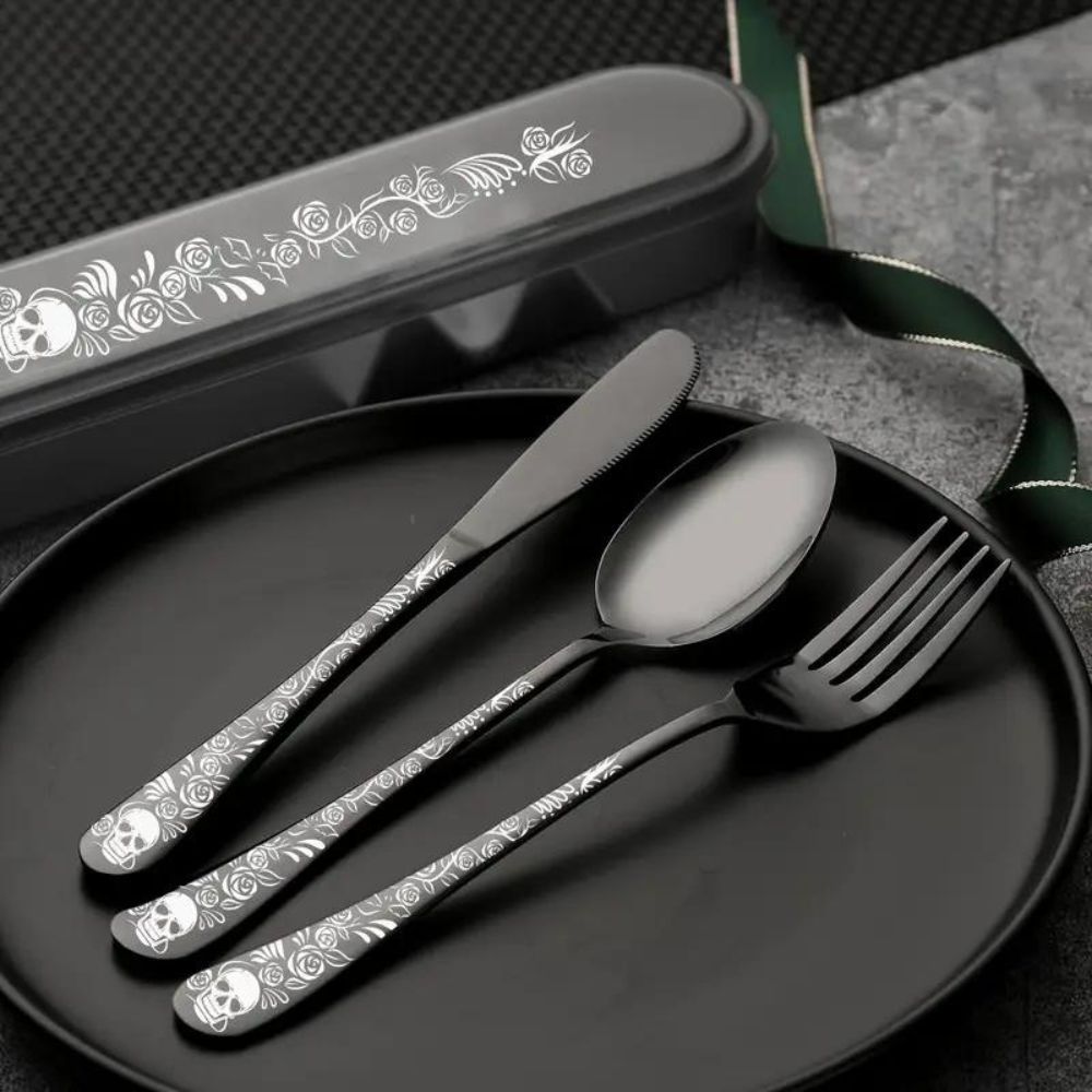 Gothic Skeleton Utensils Set (4 Sets)