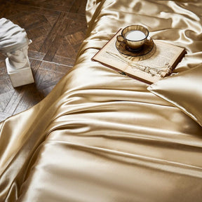 Deluxe Silk Bedding Set
