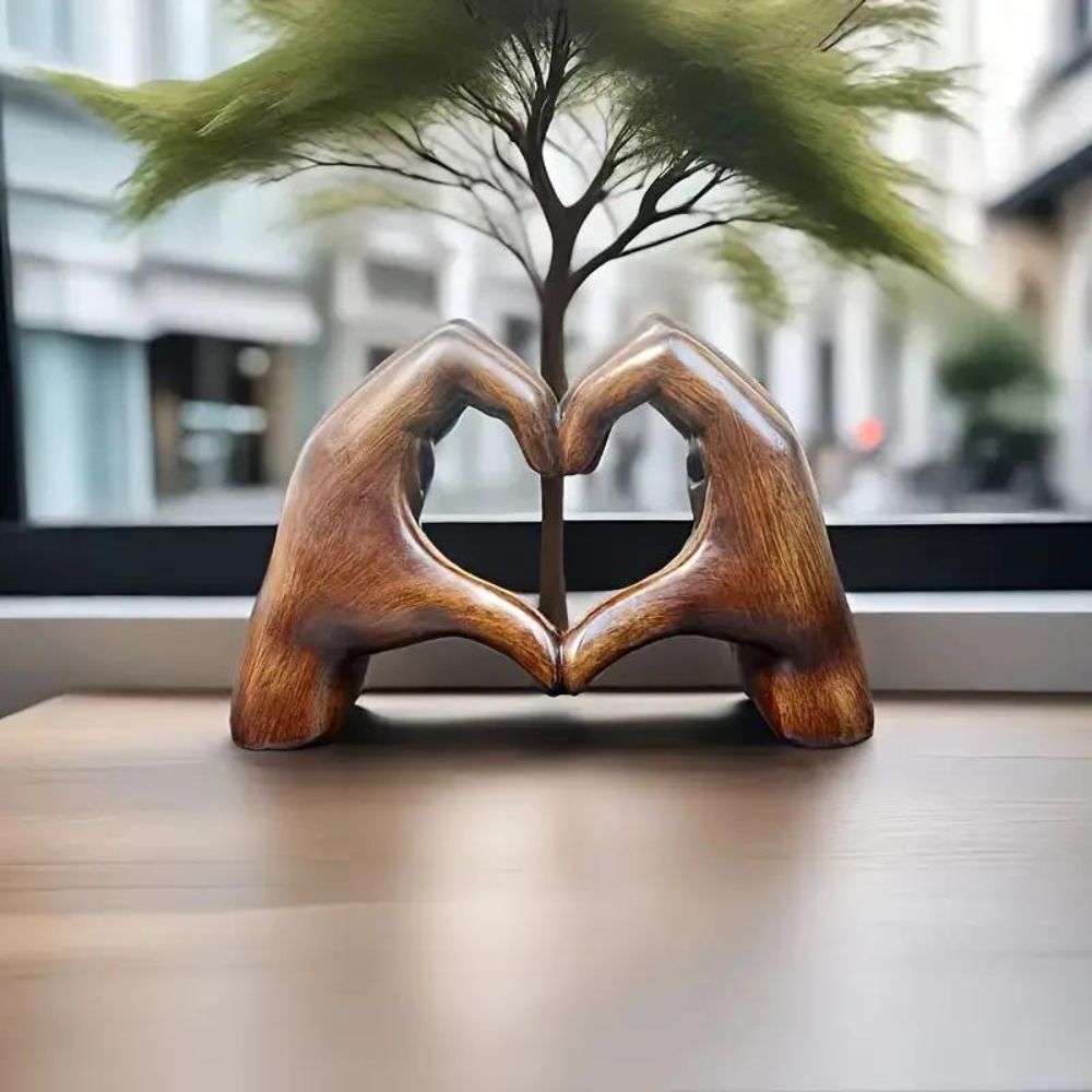 Heart Gesture Statue