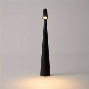 Illuminating Sculpting Lamp