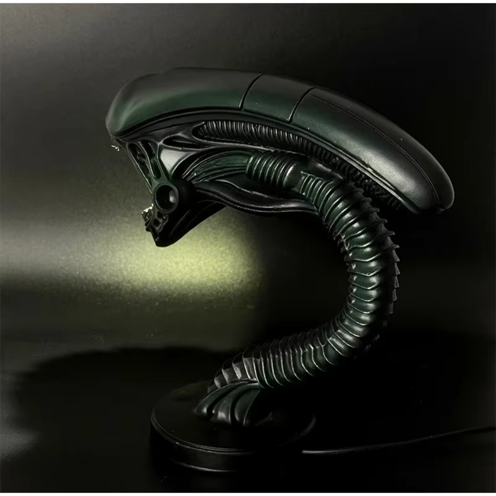 Alien Predator Lamp